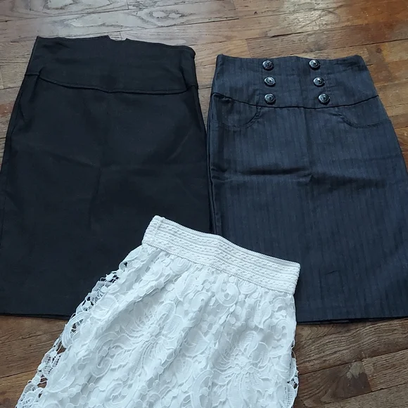 Skirts - Picture 2 of 16